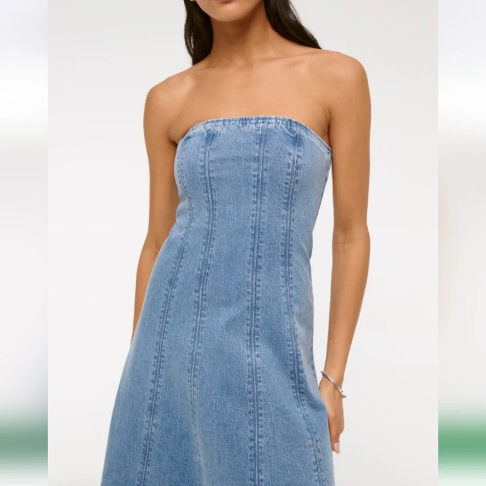 NWT Abercrombie & Fitch Mila Strapless Denim Midi Dress - Blue - size small - Picture 3 of 14